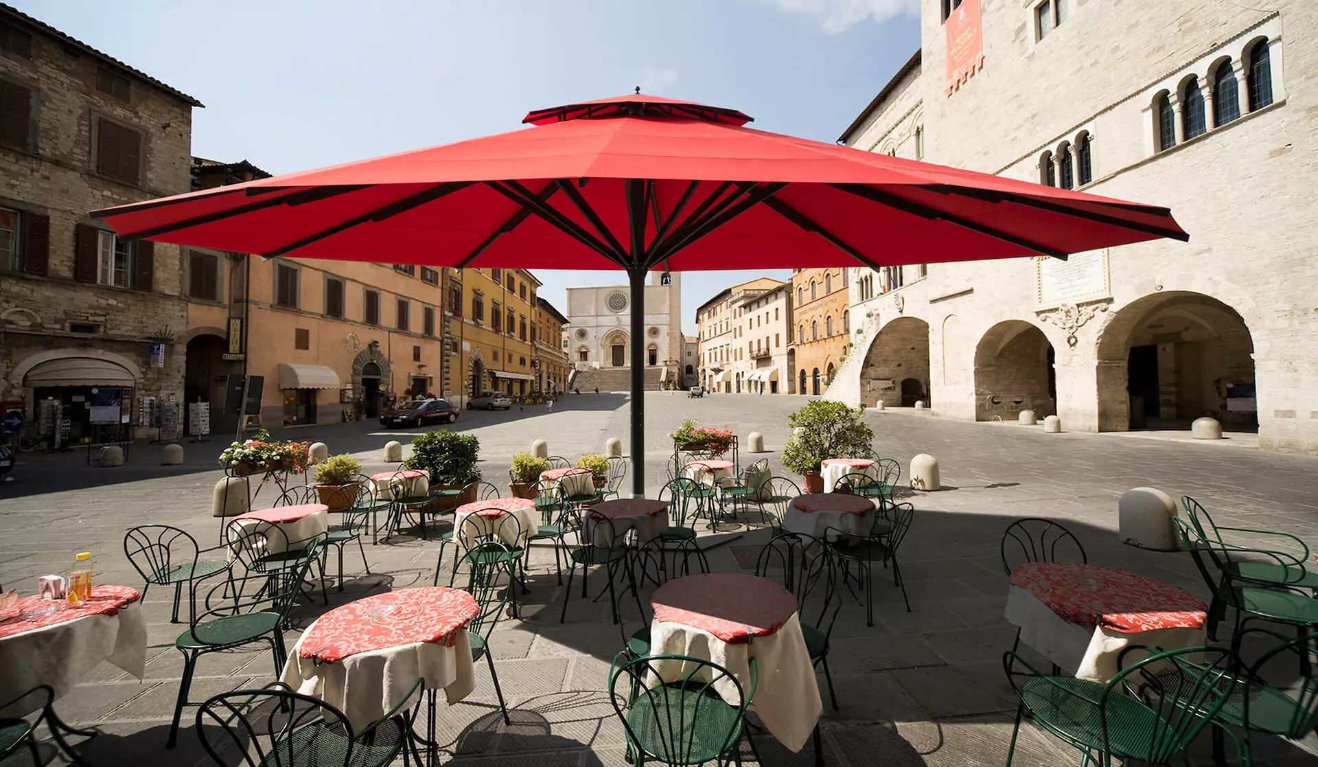 Grande umbrella from Caravita